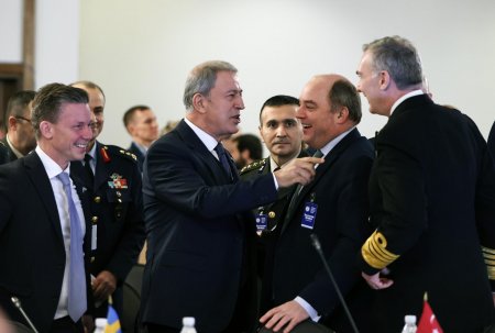 Hulusi Akar NATO-nun Baş katibi ilə görüşüb - FOTO