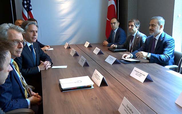 Hakan Fidan Blinkenlə  görüşüb