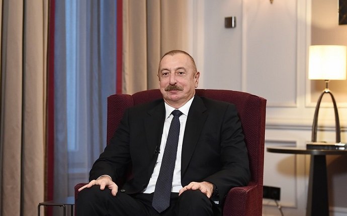 Prezidentdən Azərbaycan Qadınlarının VI Qurultayının iştirakçılarına MÜRACİƏT