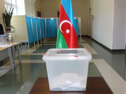 Namizədlərin  debatı nə vaxt  başlayacaq?
