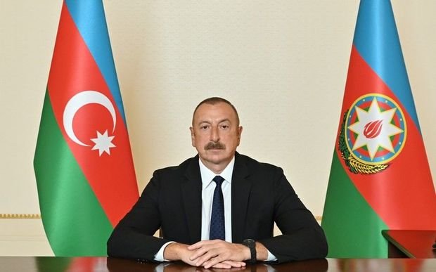 İlham Əliyev Zirvə Toplantısının iştirakçılarına müraciət etdi