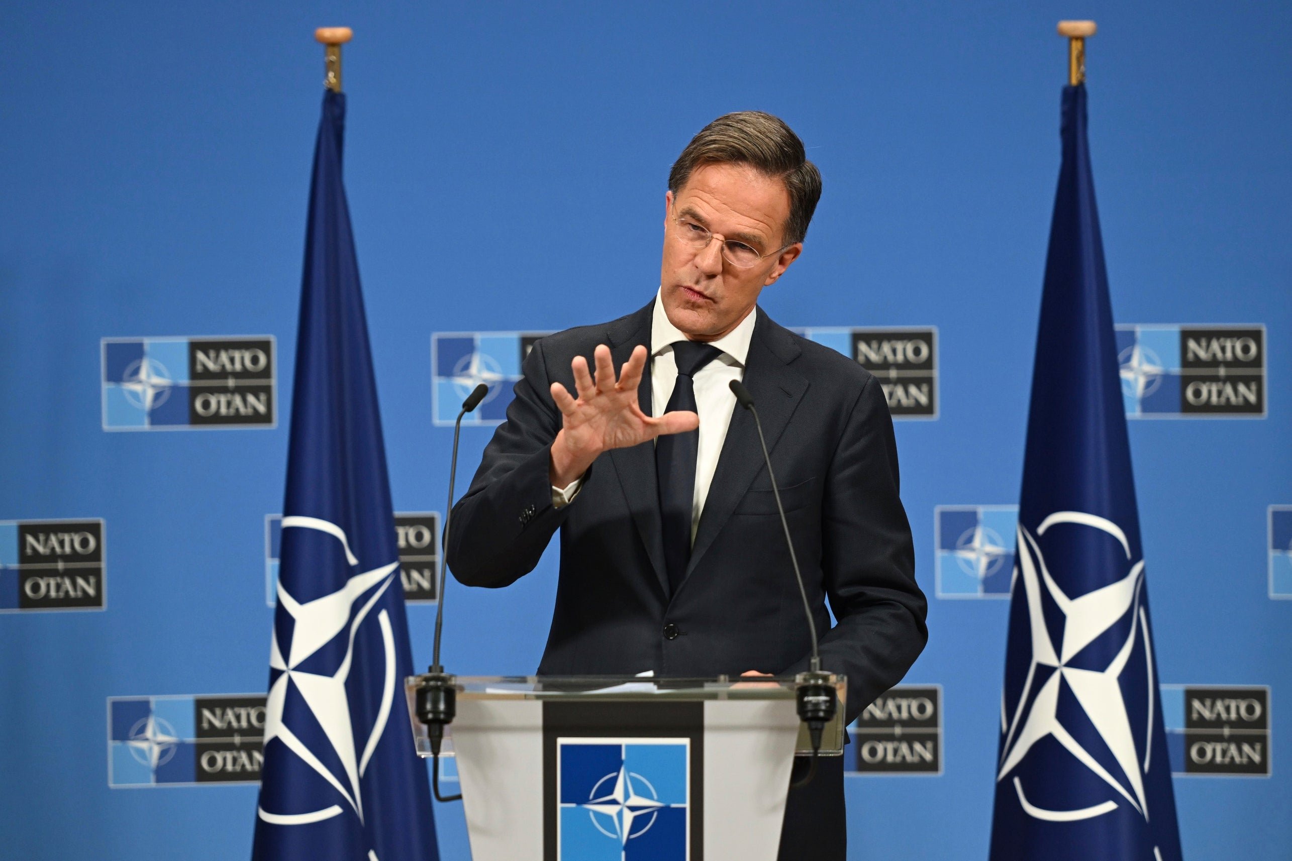 Azərbaycan-NATO tərəfdaşlığı müzakirə edilib